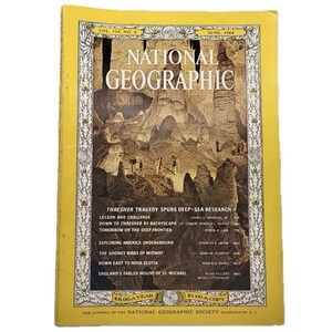 National Geographic Magazine June 1964 Volume 125 Number 6